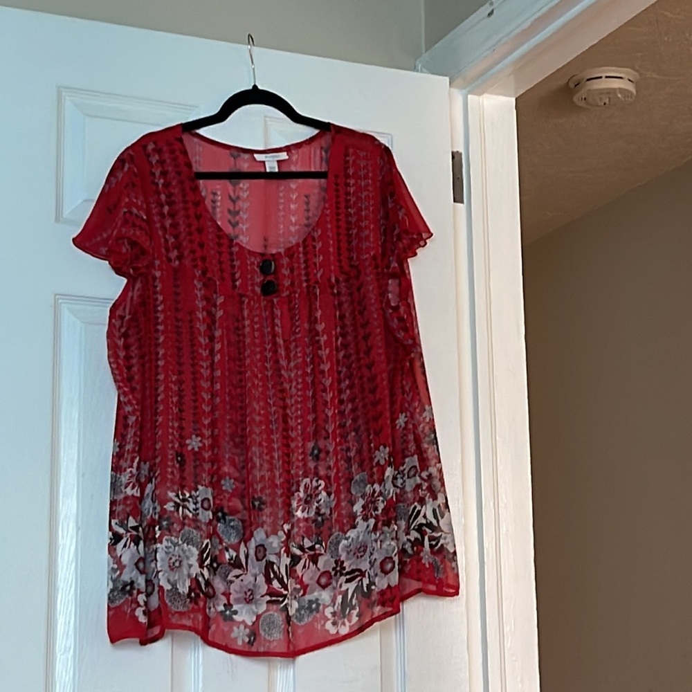 Dressbarn Red Sheer Round Neck Top